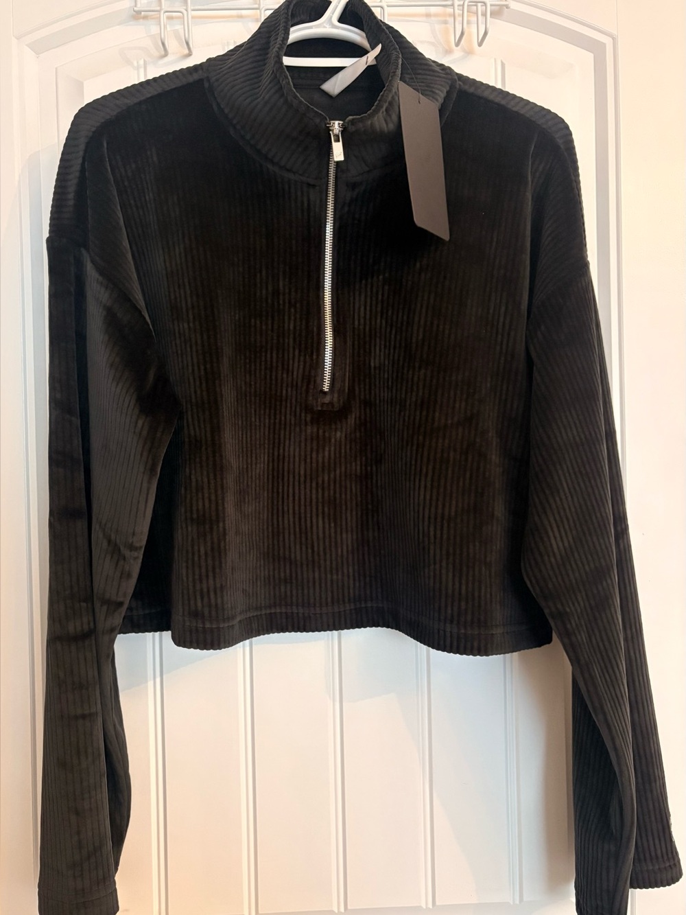 NWT Fabletics Plush Ribbed Half-Zip Pullover - Black - Medium